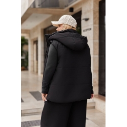 Жіноча жилетка з капюшоном колір чорний