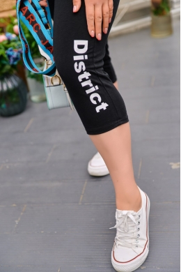 Жіночий костюм бриджі та футболка чорного кольору