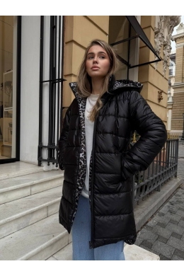 Женская куртка двустороняя демисезон черного цвета