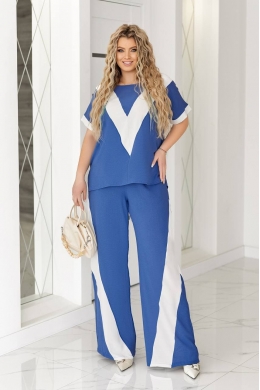 Жіночий костюм двійка джинсового кольору