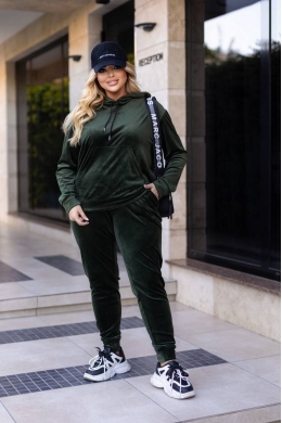 Жіночий костюм з велюру колір хакі