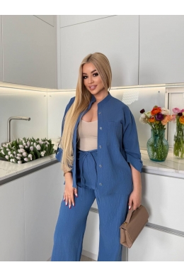 Жіночий костюм двійка з льону синього кольору
