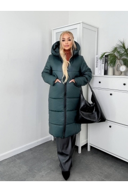 Жіноча зимова куртка смарагдового кольору