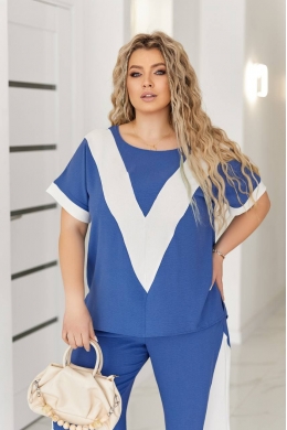 Жіночий костюм двійка джинсового кольору