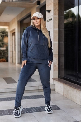 Жіночий велюровий костюм колір графіт