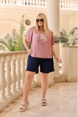 Жіночий костюм двійка з шортами колір пудра