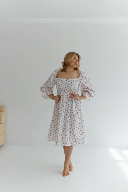 Жіноче плаття з мусліну колір білий принт рожеве суцвіття