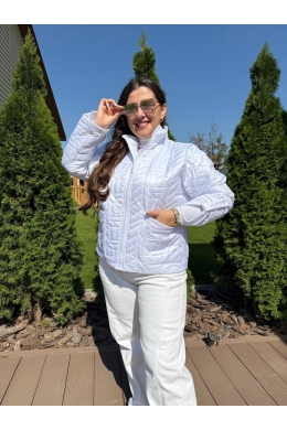 Жіноча демісезонна куртка білого кольору