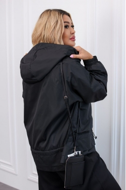 Жіноча легка вітровка з капюшоном чорного кольору