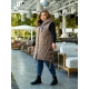 Подовжена жіноча демісезонна жилетка колір мокко