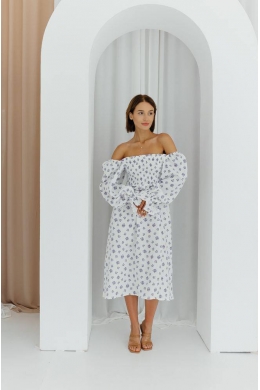 Жіноче плаття з мусліну колір білий принт лілові квіти