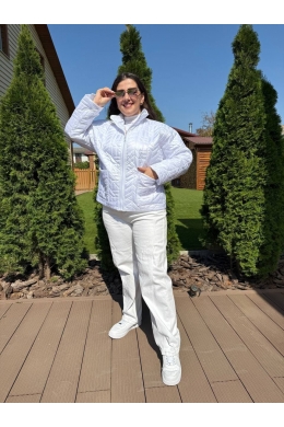 Жіноча демісезонна куртка білого кольору