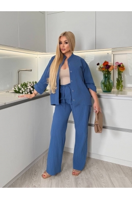 Жіночий костюм двійка з льону синього кольору