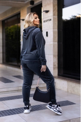 Жіночий костюм з велюру колір графіт