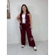 Жіночий костюм двійка з нашивками бордового кольору