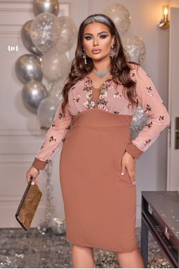 Жіноча сукня приталеного крою колір капучино