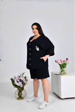 Жіночий костюм двійка з шортами колір чорний