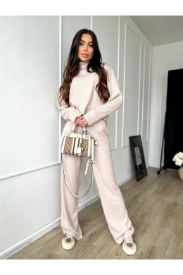 Жіночий костюм двійка з ангори колір беж