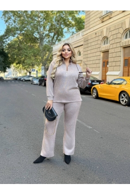 Жіночий костюм двійка з ангори бежевого кольору