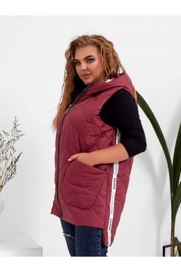 Жіноча жилетка з накладними карманами бордового кольору
