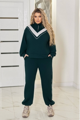 Жіночий стильний костюм двійка зеленого кольору