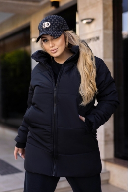 Жіноча куртка з капюшоном колір чорний